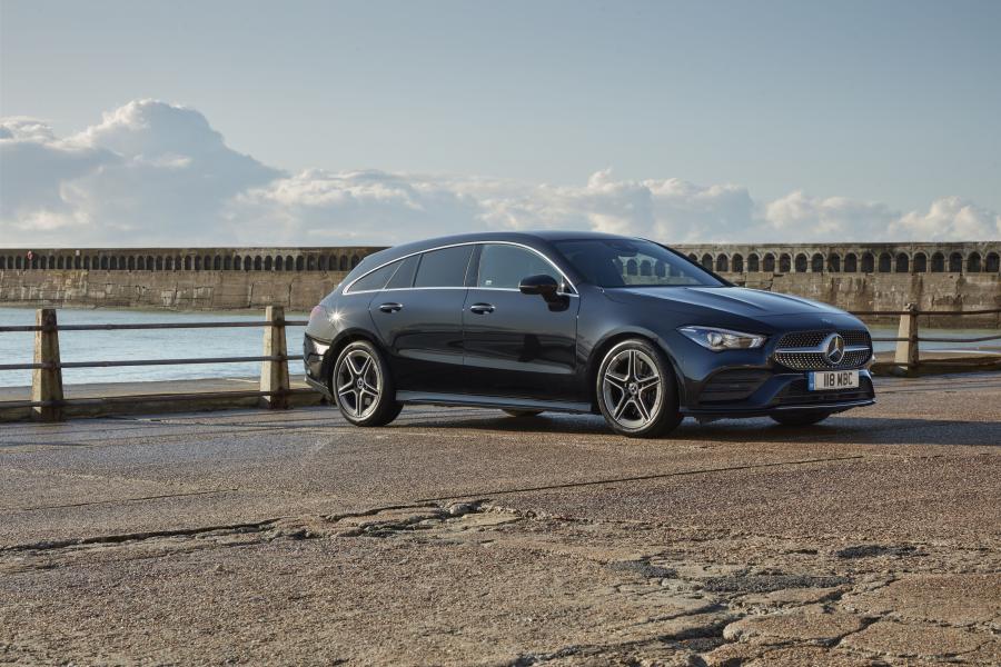  Mercedes-Benz CLA220 Shooting Brake AMG Line (X118) 2019 года  (UK) (фото 1 из 53)